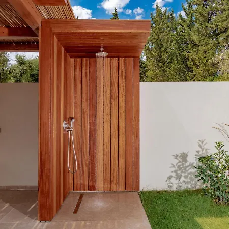 Oresteia Executive Villa, A Flamboyant Retreat, By Thinkvilla Willa